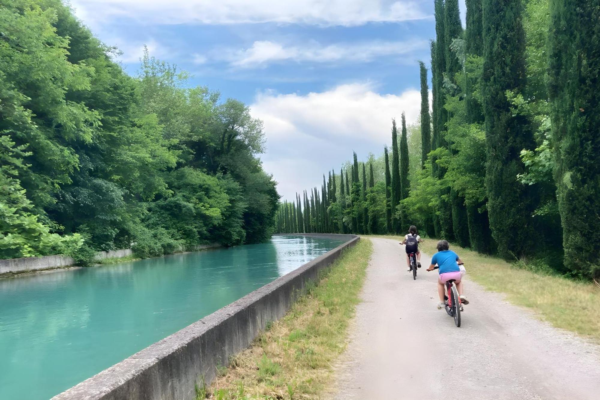 Hotel Arilica Peschiera del Garda Bagian luar foto